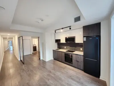 5 Defries Street 619, Toronto, On M5a 0w7