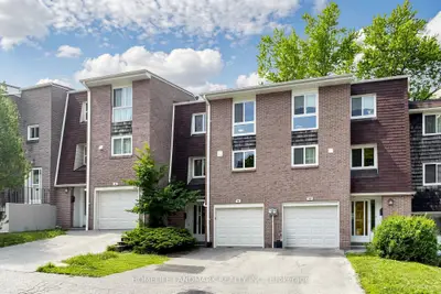 8 Rusty Crest Way, Toronto, On M2j 2y4
