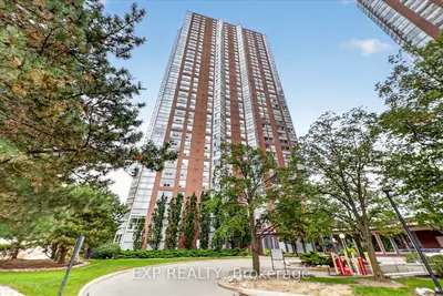 7 Concorde Place 2204, Toronto, On M3c 3n4