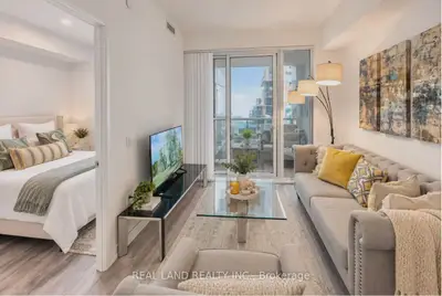 138 Downes Street 6802, Toronto, On M5e 0e4
