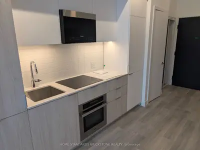 28 Eastern Avenue 614, Toronto, On M5a 0y2