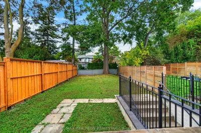 82 Cameron Avenue, Toronto, On M2n 1e2