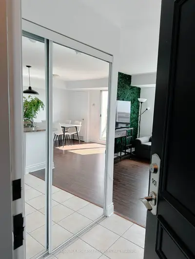 935 Sheppard Avenue W 901, Toronto, On M3h 2t7