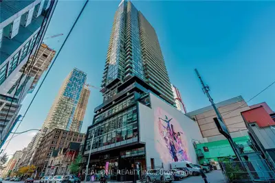 290 Adelaide Street W 1807, Toronto, On M5v 1p6