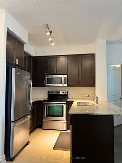 20 Bloorview Place 307, Toronto, On M2j 0a6
