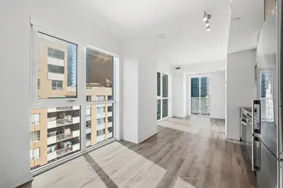 100 Dalhousie Street 907, Toronto, On M5b 0c7
