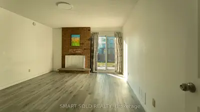 41 Hickorynut Drive #ground Unit, Toronto, On M2j 4w6