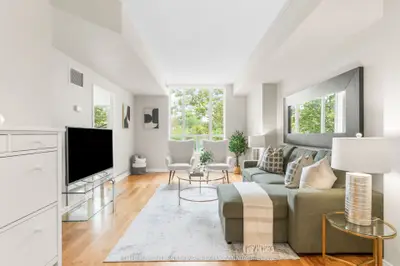 481 Rosewell Avenue 212, Toronto, On M4r 2j1