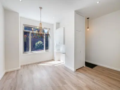 60 Boswell Avenue, Toronto, On M5r 1m4