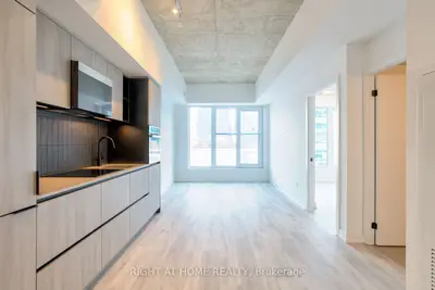 2 Augusta Avenue 704, Toronto, On M5v 0t3