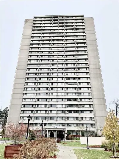 735 Don Mills Road 1208, Toronto, On M3c 1s9