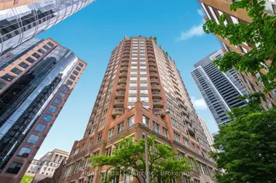 100 Hayden Street 705, Toronto, On M4y 3c7