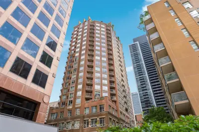 100 Hayden Street 705, Toronto, On M4y 3c7