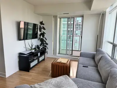 35 Bales Avenue 1711, Toronto, On M2n 4s9