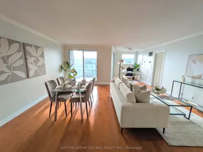 99 Harbour Square 1512, Toronto, On M5j 2h2