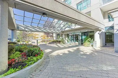 21 Hillcrest Avenue 1501, Toronto, On M2n 7k2