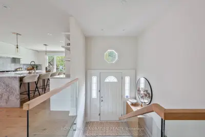 9 Danville Drive, Toronto, On M2p 1h7