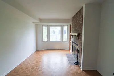 337 Seaton Street 2, Toronto, On M5a 2t6