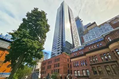 5 St. Joseph Street 2206, Toronto, On M4y 1z3