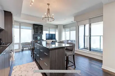 115 Blue Jays Way 4102, Toronto, On M5v 0n4