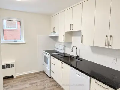 284 Glenforest Road, Toronto, On M4n 2a4
