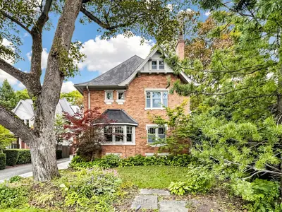 92 Inglewood Drive, Toronto, On M4t 1h5