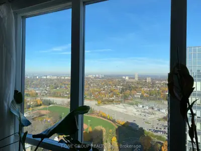 15 Greenview Avenue 2713, Toronto, On M2m 4m7