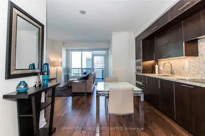 5 Sheppard Avenue E 1919, Toronto, On M2n 0g4