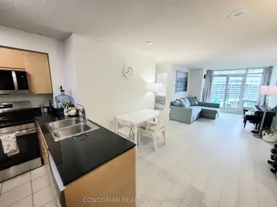361 Front Street W 1206, Toronto, On M5v 3r5