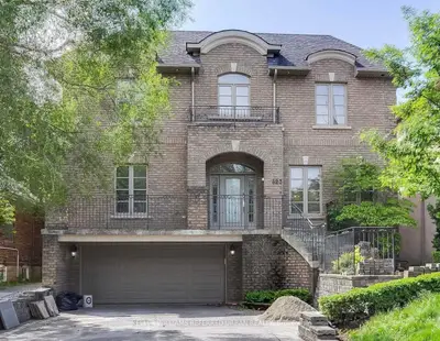 523 Coldstream Avenue Bsmt, Toronto, On M6b 2k7