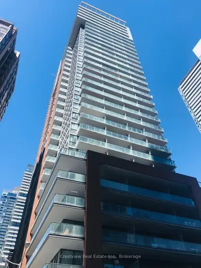 8 Mercer Street 521, Toronto, On M5v 0c4