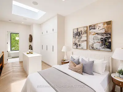 3 Rebecca Street, Toronto, On M6j 1k8