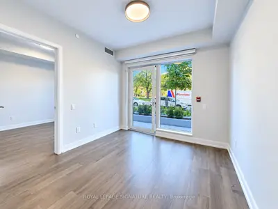 2525 Bathurst Street 106, Toronto, On M6b 2y9