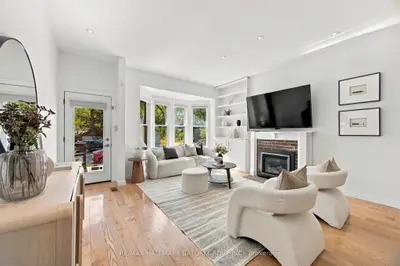 128 Wells Street, Toronto, On M5r 1p4