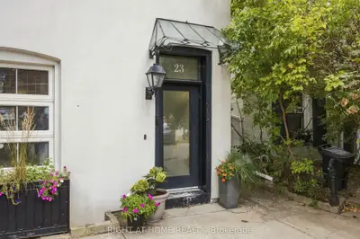 23 New Street, Toronto, On M5r 1p7