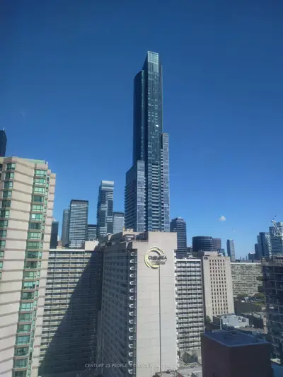 633 Bay Street 2604, Toronto, On M5g 2g4