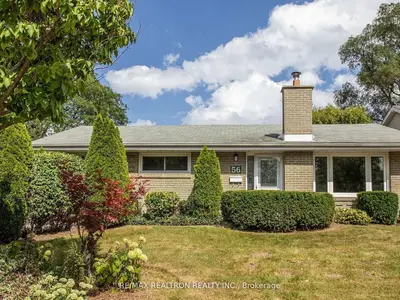 56 Ternhill Crescent, Toronto, On M3c 2e5