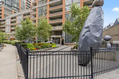 85 East Liberty Street 527, Toronto, On M6k 3r4