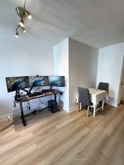 26 Olive Avenue 1709, Toronto, On M2n 7g7