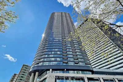 585 Bloor Street E 420, Toronto, On M4w 0b3