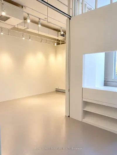 180 Shaw Street 302, Toronto, On M6j 2w5