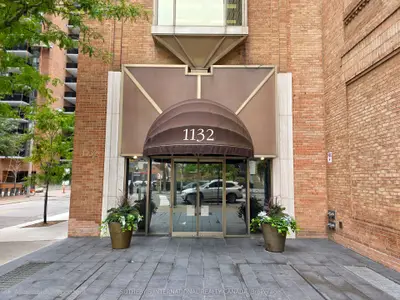 1132 Bay Street 801, Toronto, On M5s 2z4