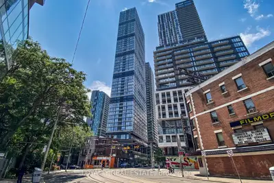 181 Dundas Street E 1701, Toronto, On M5a 0n5