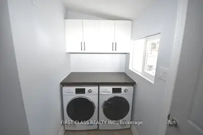 319 Senlac Road Front, Toronto, On M2r 1r2