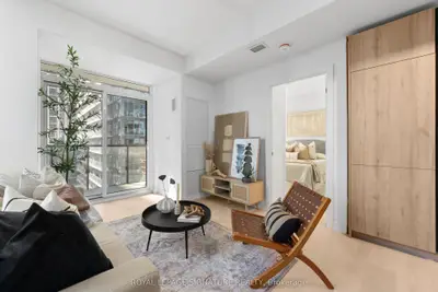 117 Broadway Avenue 2502, Toronto, On M4p 1v3