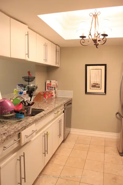 1001 Bay Street 3408, Toronto, On M5s 3a6