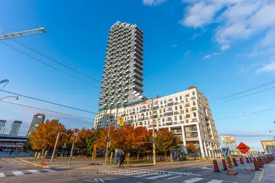 12 Bonnycastle Street 224, Toronto, On M5a 0c8