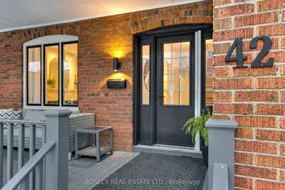 42 Thurston Road, Toronto, On M4s 2v7