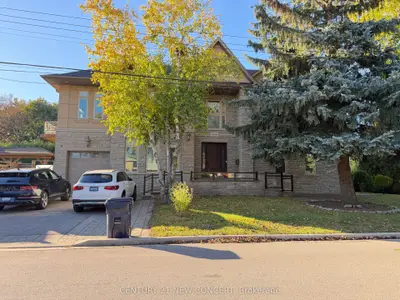 1 Lissom Crescent, Toronto, On M2r 2n9