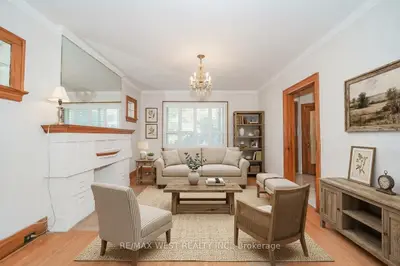 348 Glenholme Avenue, Toronto, On M6e 3e5